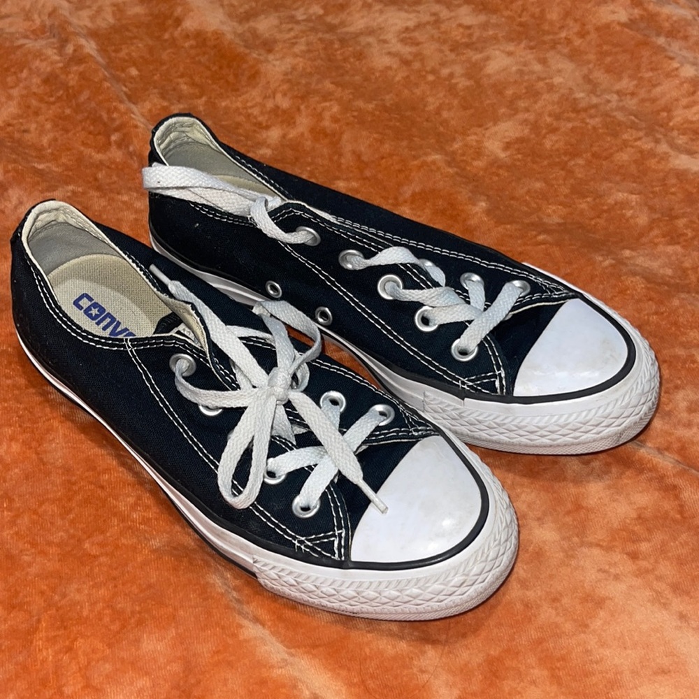 Black Converse